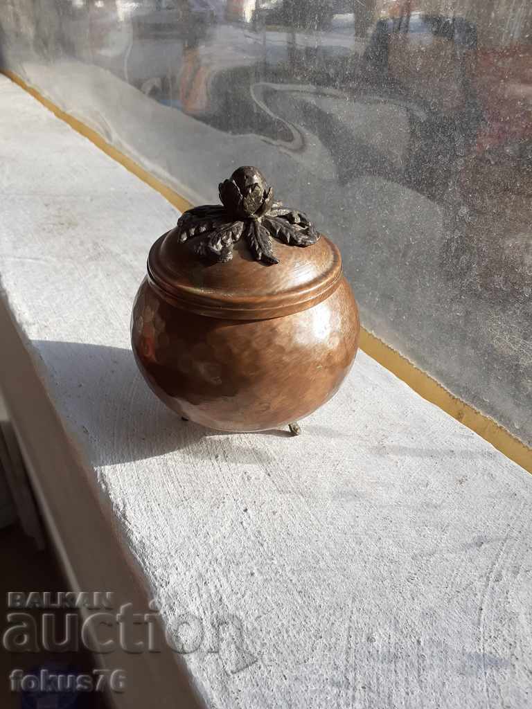 Great forged copper vessel with solid bronze fittings and quality
