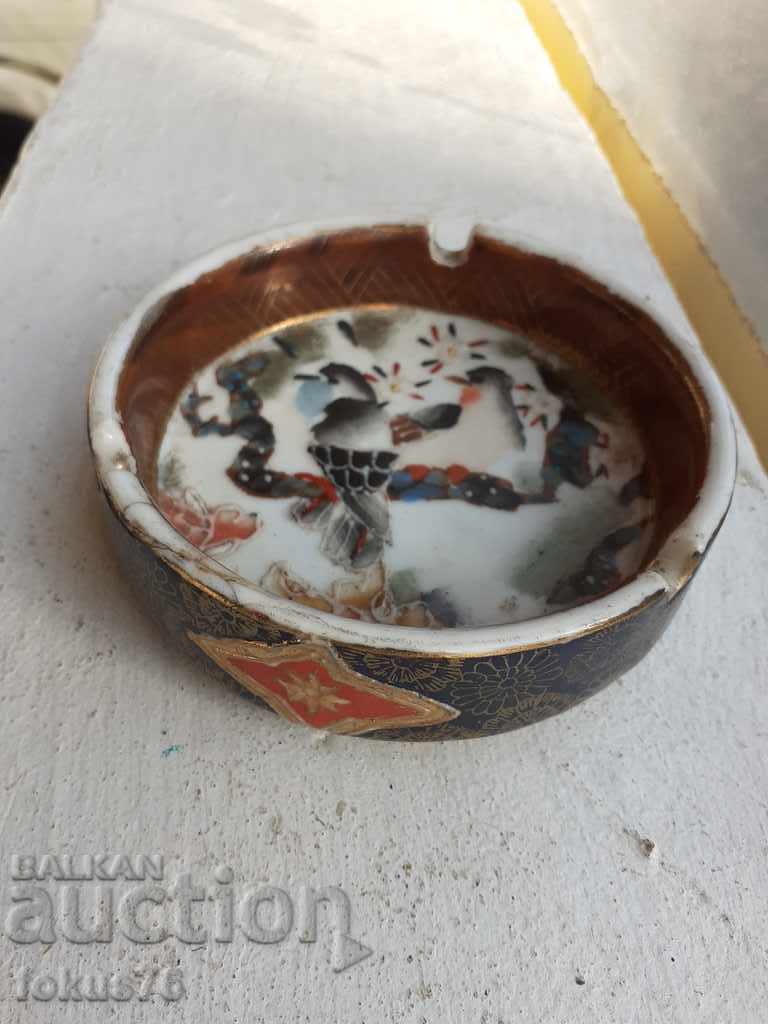 Auction  Old small ashtray Satsuma satsuma
