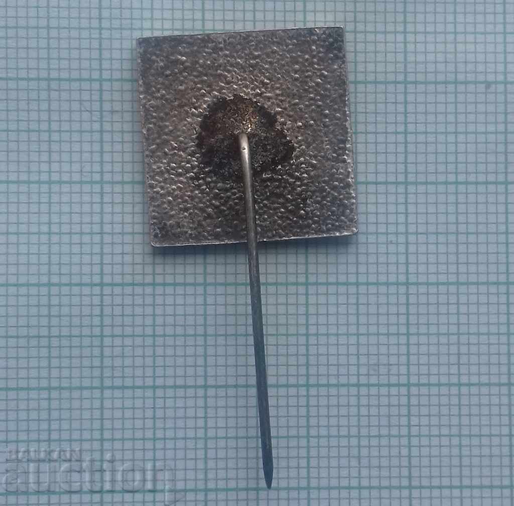 Auction  10249 Badge - For contribution to technical progress - enamel