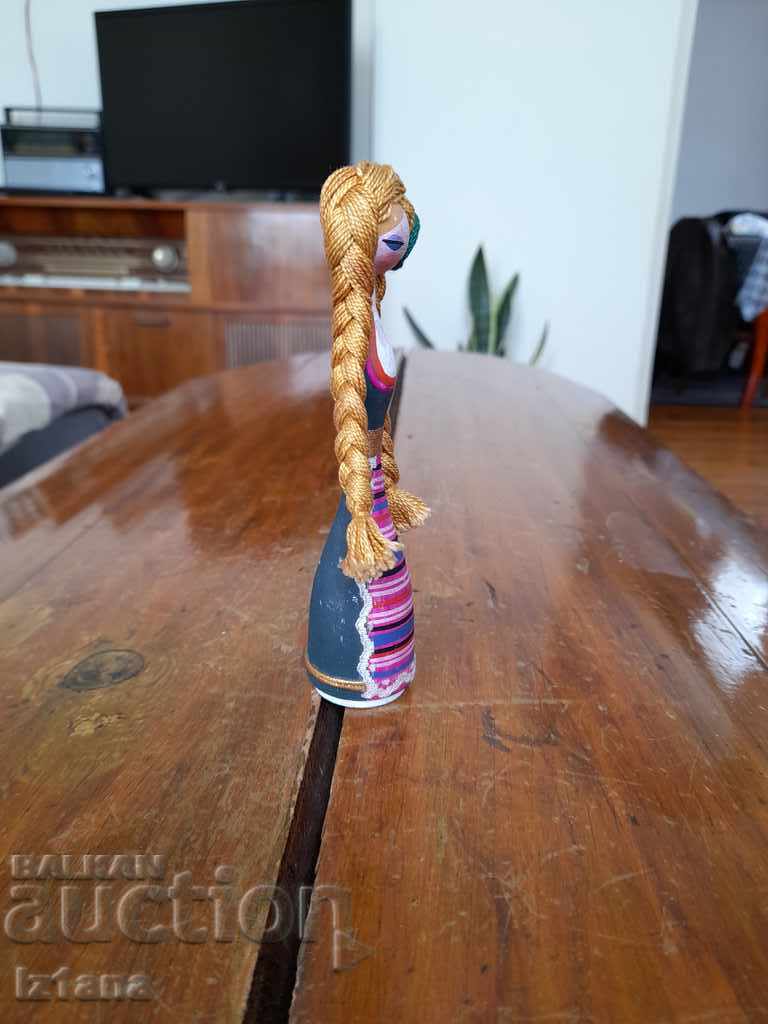 Delivery of Folk figurine, doll