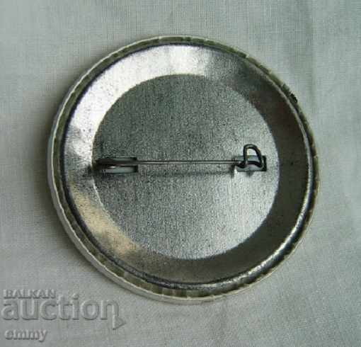 Значка Български Червен кръст БЧК "Природата ни обича" с цена 4.00 лв. | € 2.05 Значка Български Червен кръст БЧК "Природата ни обича" с цена 4.00 лв. | € 2.05