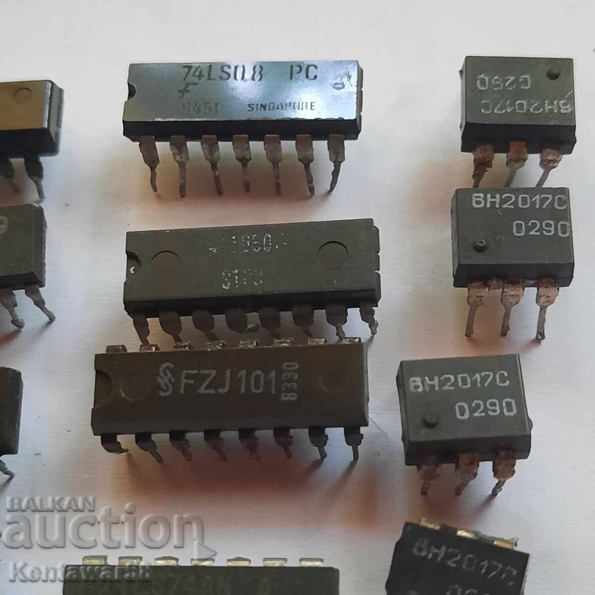 Integrated circuits - 20 pcs - 7