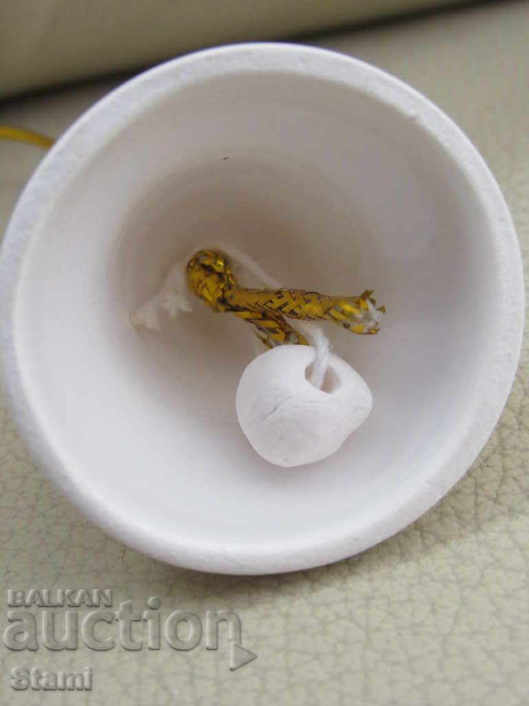 Delivery of Porcelain bell-5 cm-souvenir from Ulan Ude-Russia Delivery of Porcelain bell-5 cm-souvenir from Ulan Ude-Russia