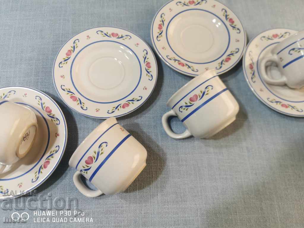Porcelain coffee service with price 55.00 BGN | € 28.12 Porcelain coffee service with price 55.00 BGN | € 28.12