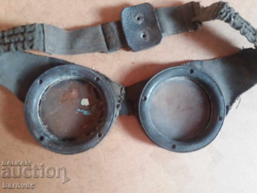 Delivery of Old glasses - Delivery of Old glasses -