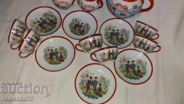 Auction  Old painted Chinese porcelain tableware