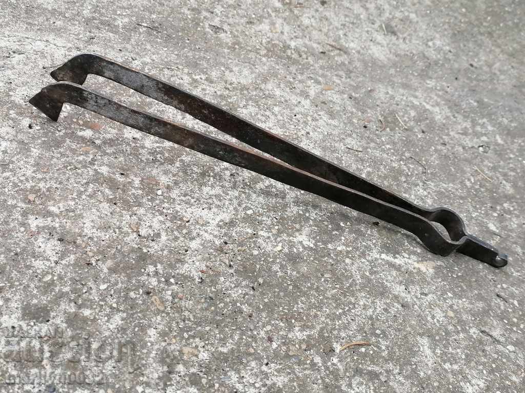 Доставка на Стар ръчно кован дилаф, ковано желязо, маша