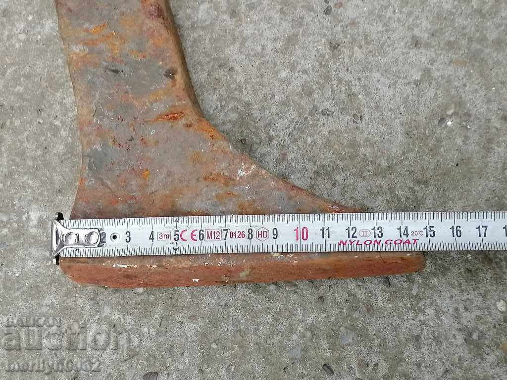 Old anvil, shoemaker's tool, tool - 5 Old anvil, shoemaker's tool, tool - 5