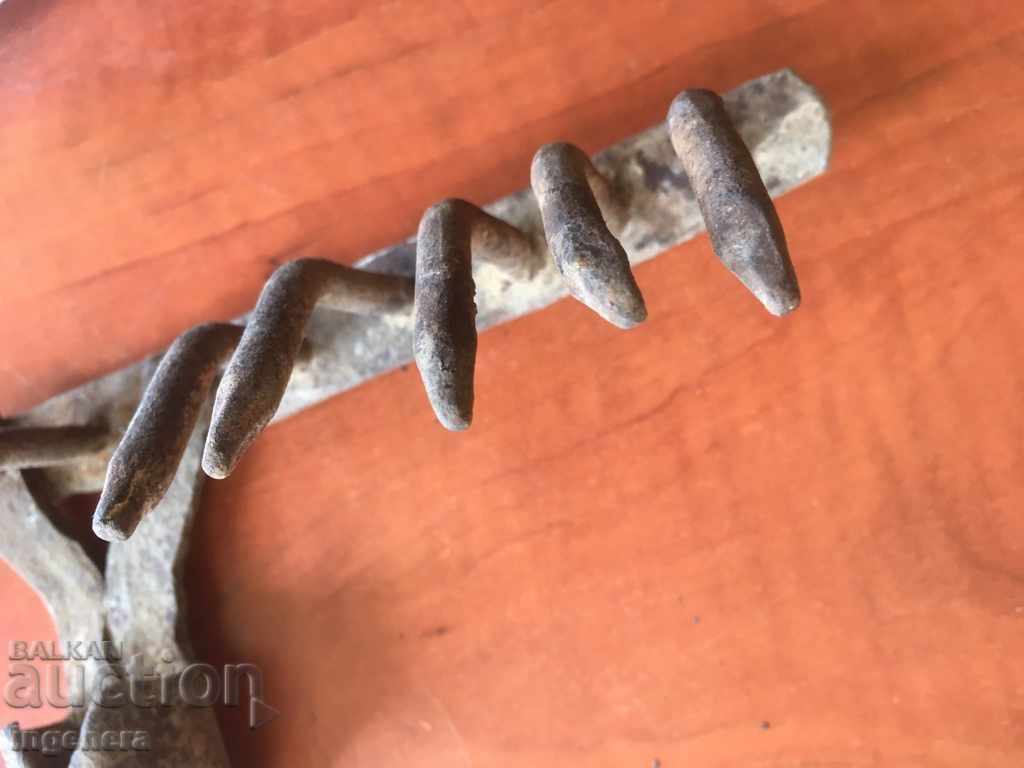 ROWER OLD FORGED TOOL - 6 ROWER OLD FORGED TOOL - 6