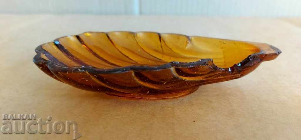 Δημοπρασία ΤΟ ΤΕΛΟΣ ΤΗΣ ΠΑΛΙΑΣ ΓΥΑΛΙΑΣ ΤΟΥ 19ου ΑΙΩΝΑ ΓΙΑ ΤΖΑΜ Δημοπρασία ΤΟ ΤΕΛΟΣ ΤΗΣ ΠΑΛΙΑΣ ΓΥΑΛΙΑΣ ΤΟΥ 19ου ΑΙΩΝΑ ΓΙΑ ΤΖΑΜ