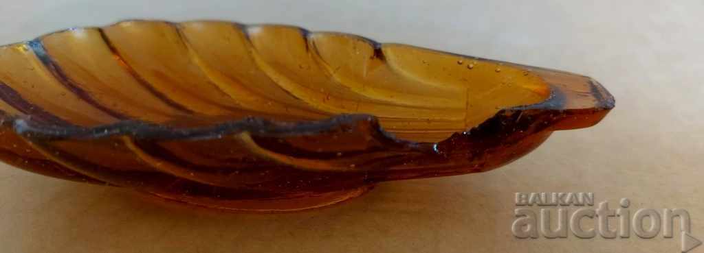 Παράδοση ΤΟ ΤΕΛΟΣ ΤΗΣ ΠΑΛΙΑΣ ΓΥΑΛΙΑΣ ΤΟΥ 19ου ΑΙΩΝΑ ΓΙΑ ΤΖΑΜ Παράδοση ΤΟ ΤΕΛΟΣ ΤΗΣ ΠΑΛΙΑΣ ΓΥΑΛΙΑΣ ΤΟΥ 19ου ΑΙΩΝΑ ΓΙΑ ΤΖΑΜ