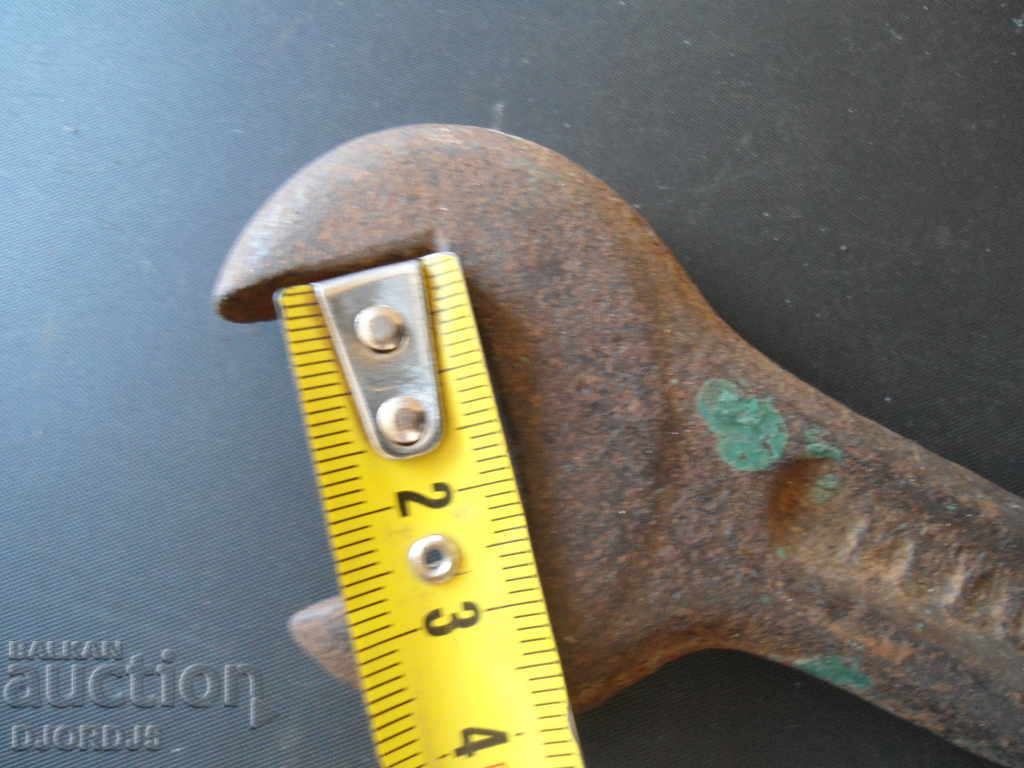 Auction Old key, markings, PFLUGFABRIK Auction Old key, markings, PFLUGFABRIK