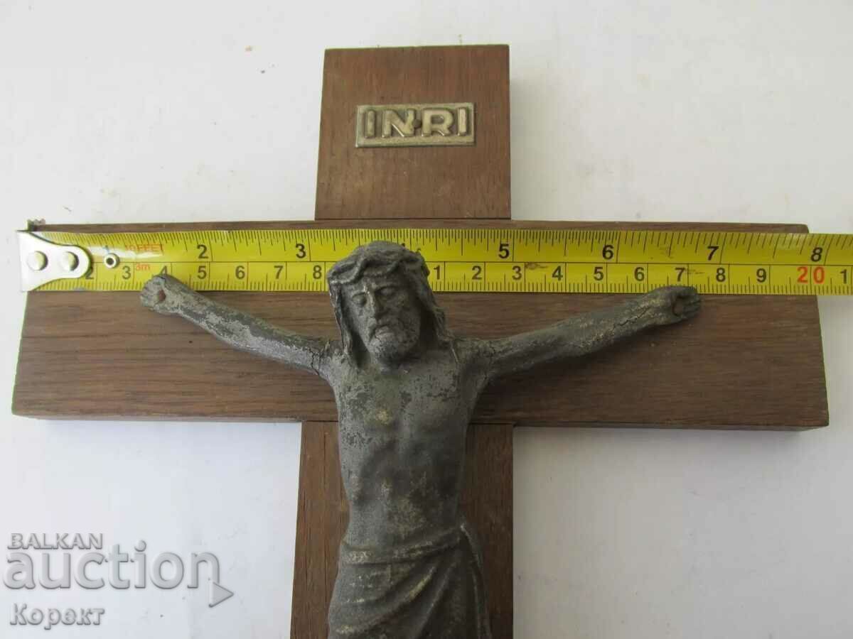 Cruce mare veche, crucifix de perete - 7