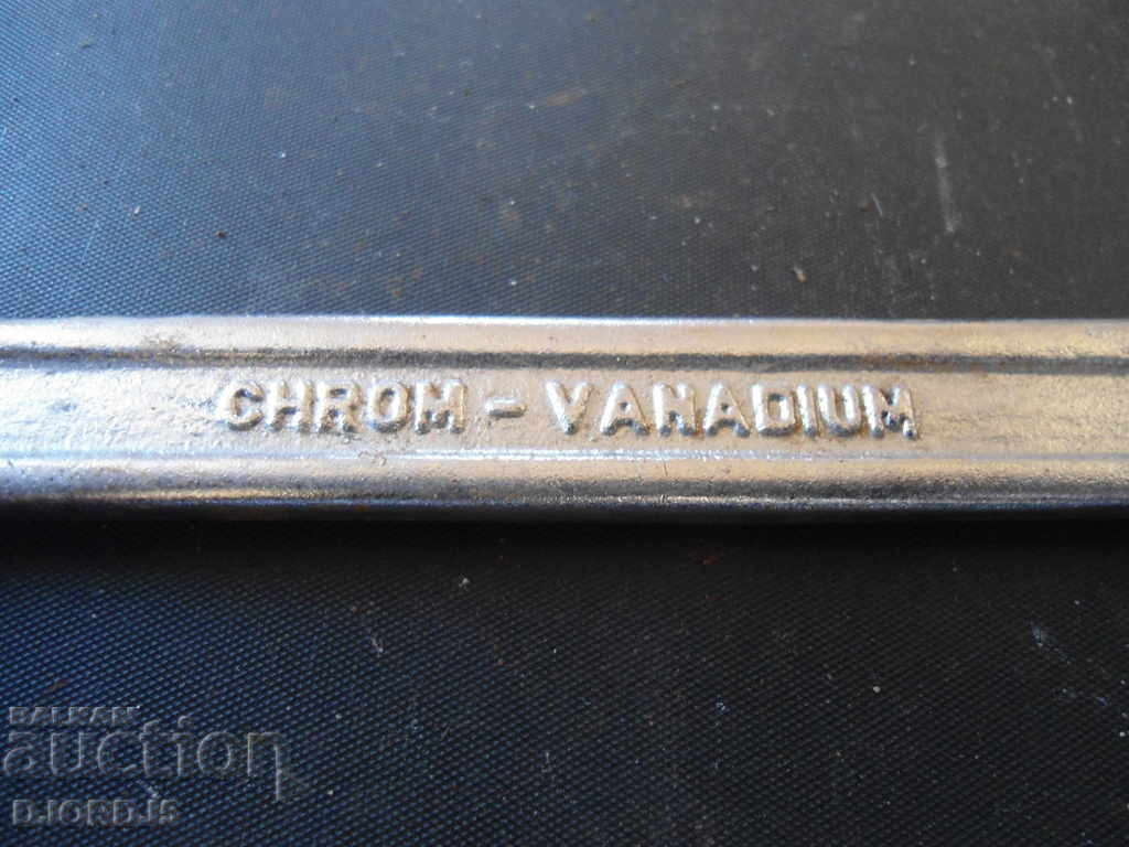 Old key 14-15, markings with price 3.00 BGN | € 1.53 Old key 14-15, markings with price 3.00 BGN | € 1.53