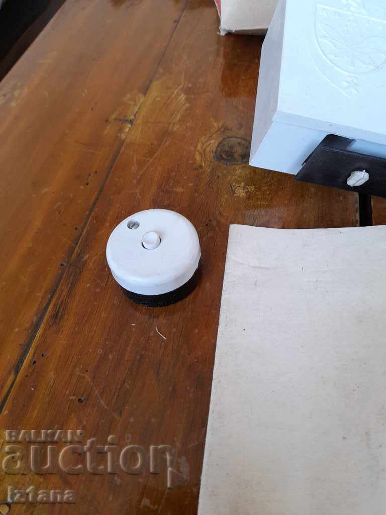 Delivery of Old electric bell