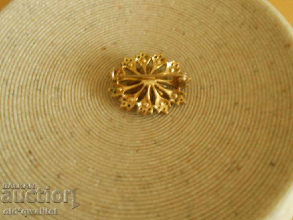 Very old BROOCH with stones: sapphires, etc., silver gilding with price 99.00 BGN | € 50.62 Very old BROOCH with stones: sapphires, etc., silver gilding with price 99.00 BGN | € 50.62