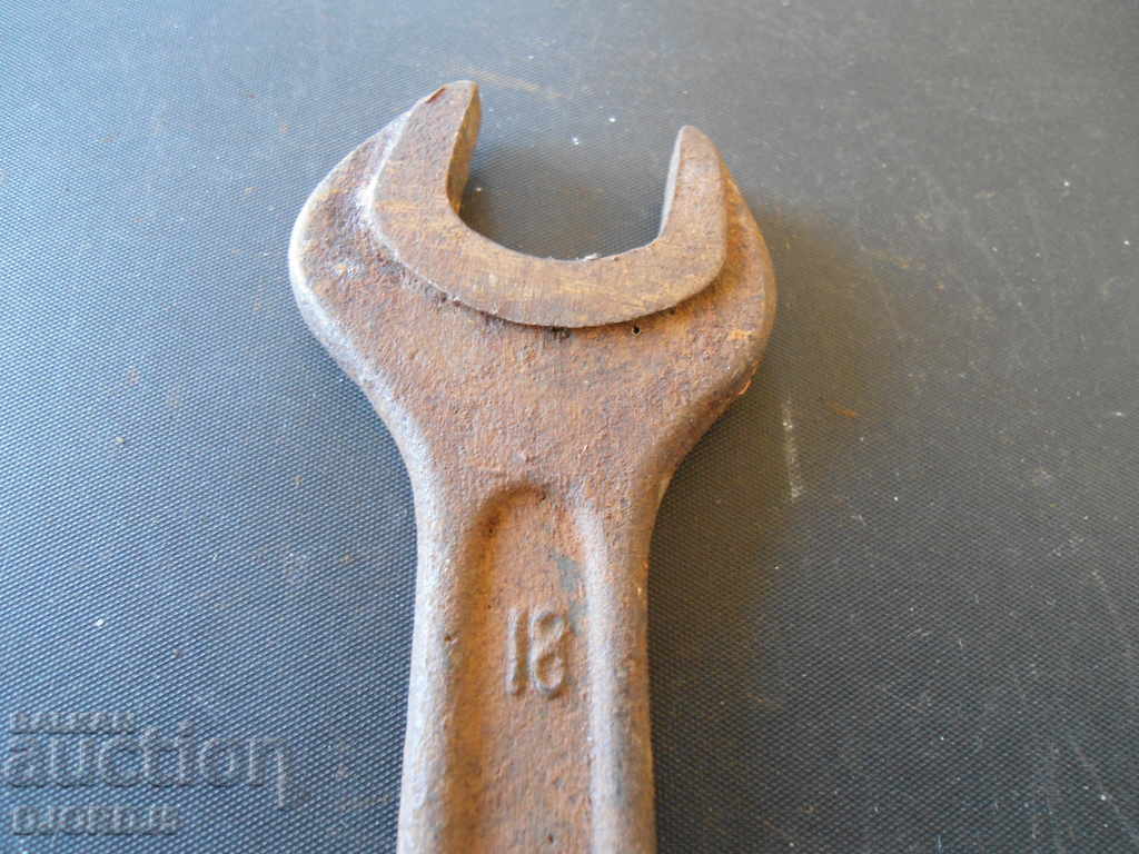 Auction Old key 18-20 Auction Old key 18-20