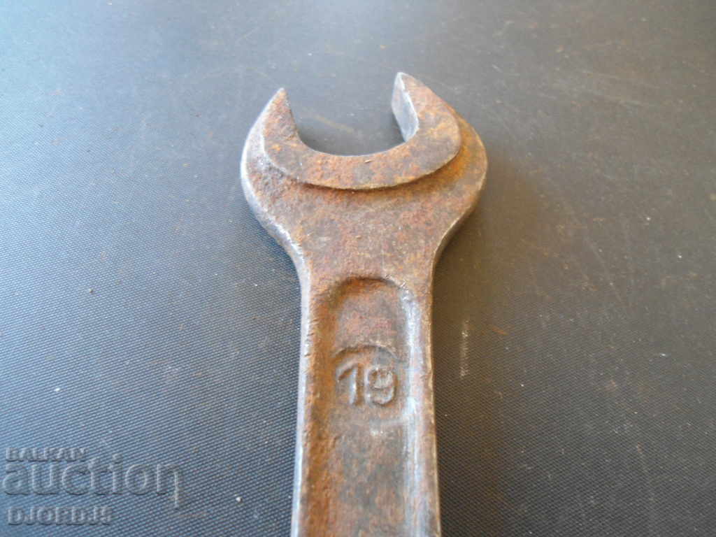 Old Key 17-19 with price 2.00 BGN | € 1.02