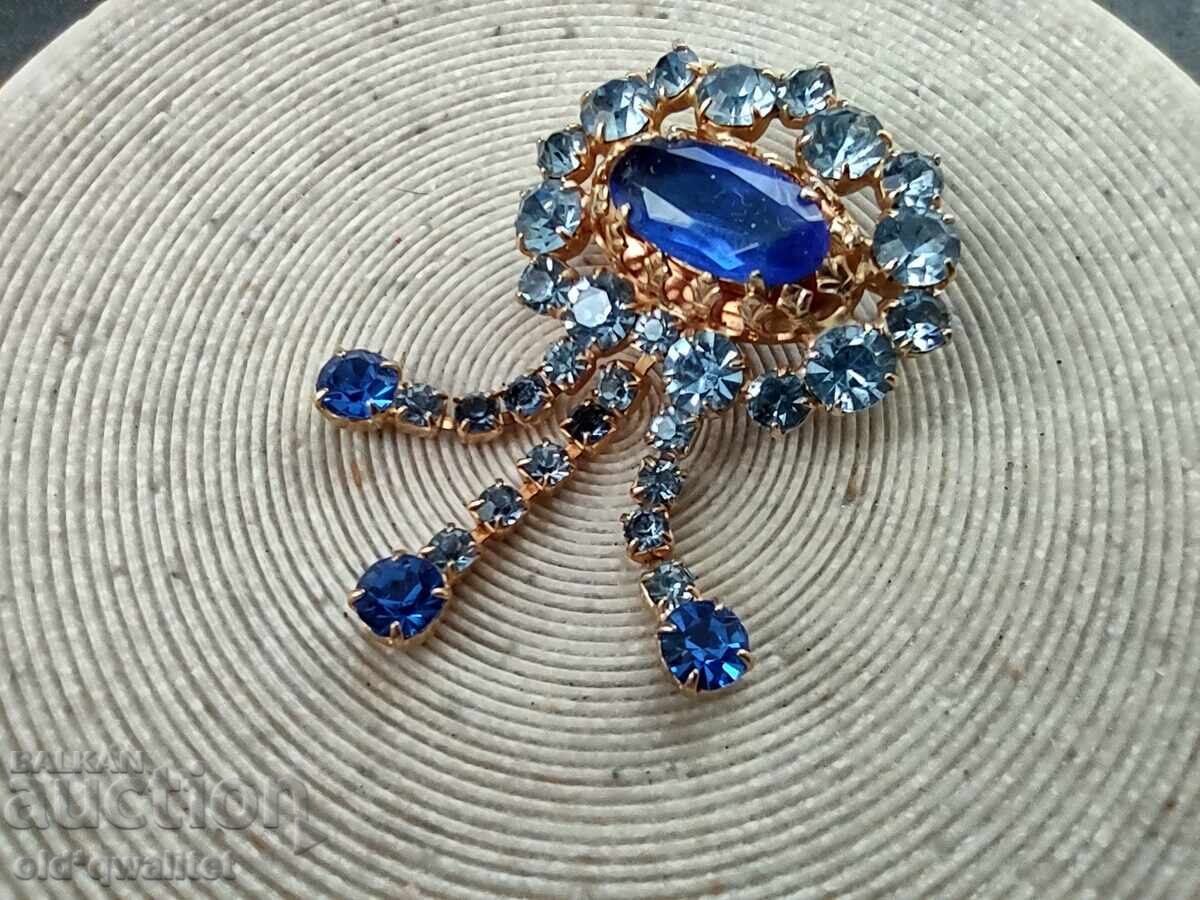 Old charming BROOCH