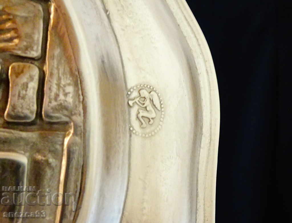 Delivery of Inn, plate, tin panel. Delivery of Inn, plate, tin panel.