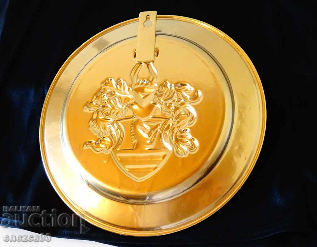 Farfurie de perete, panou cu cavaler, cal în picioare, ornamente cu preț 12.00 BGN | € 6.14