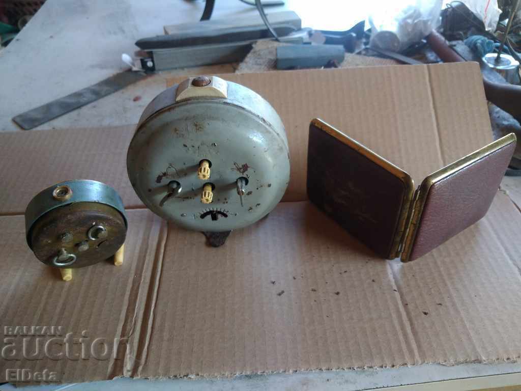 Old watches + snuffbox with price 11.00 BGN | € 5.62 Old watches + snuffbox with price 11.00 BGN | € 5.62