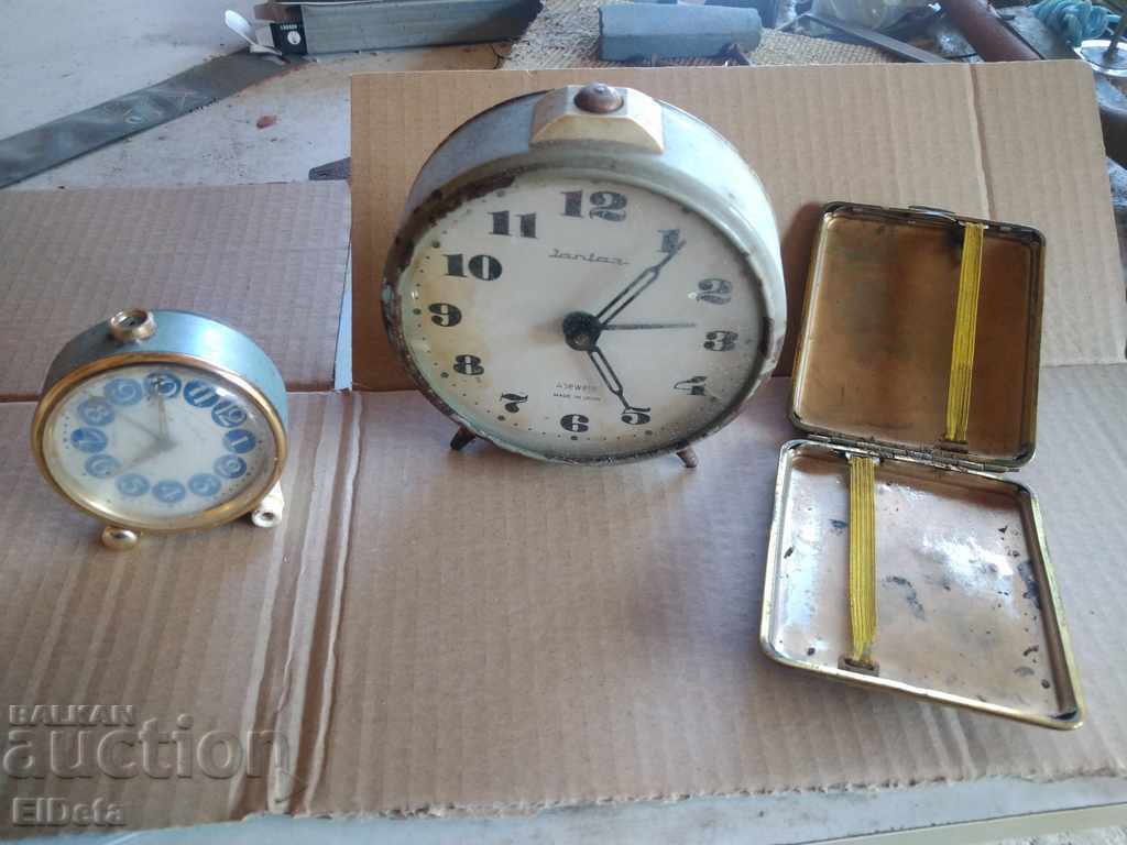 Παλαιά ρολόγια + snuffbox