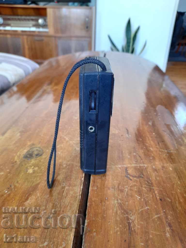 Auction Old radio, Toshiba radio Auction Old radio, Toshiba radio