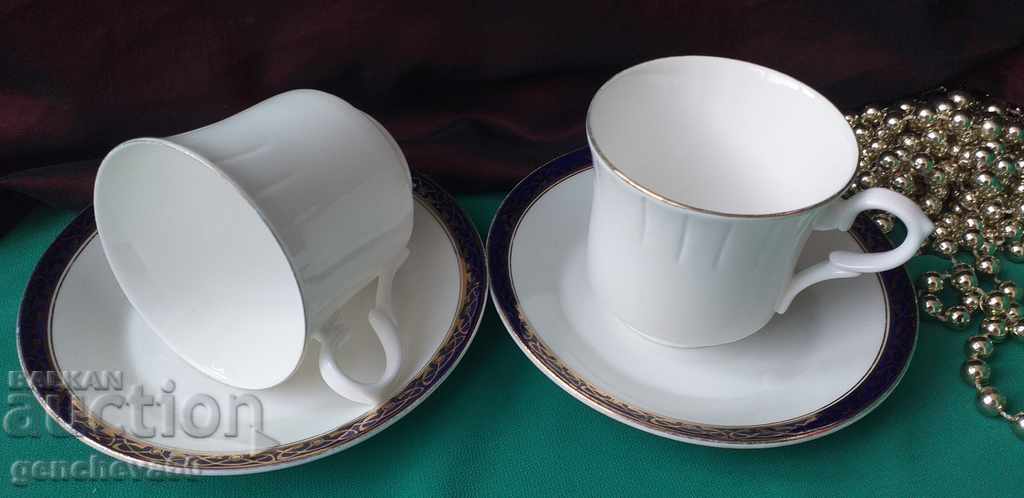 Stylish set of cups/fine bone china