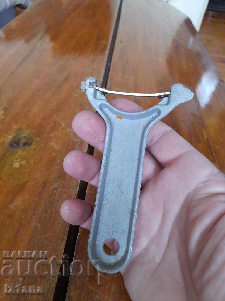 Παλιά αποφλοιωτής πατάτας - 6 Παλιά αποφλοιωτής πατάτας - 6