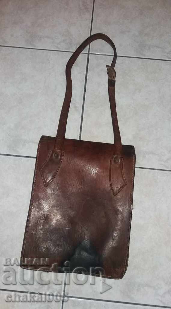 Old leather bag with price 10.00 BGN | € 5.11 Old leather bag with price 10.00 BGN | € 5.11