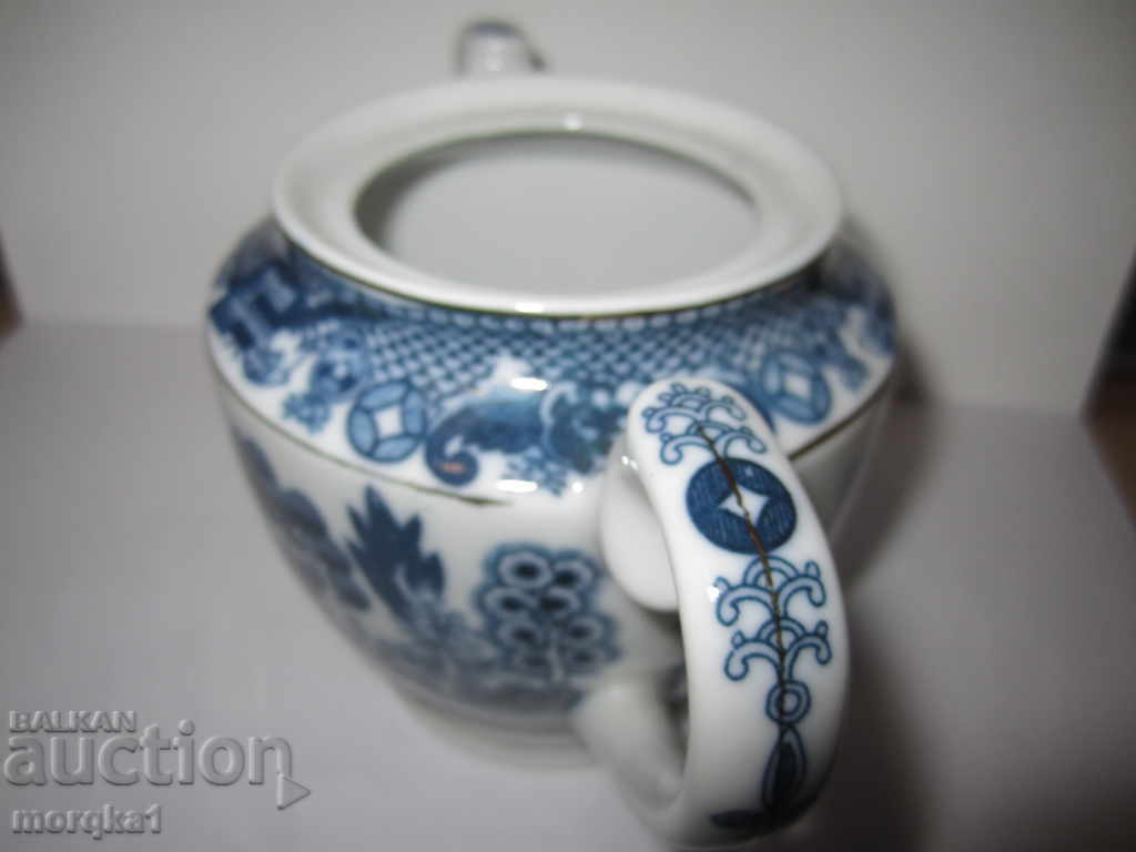 Auction Sugar bowl, dish, bowl with Asian motifs Auction Sugar bowl, dish, bowl with Asian motifs