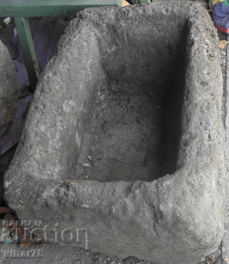 Auction  Ancient stone trough - by personal delivery only