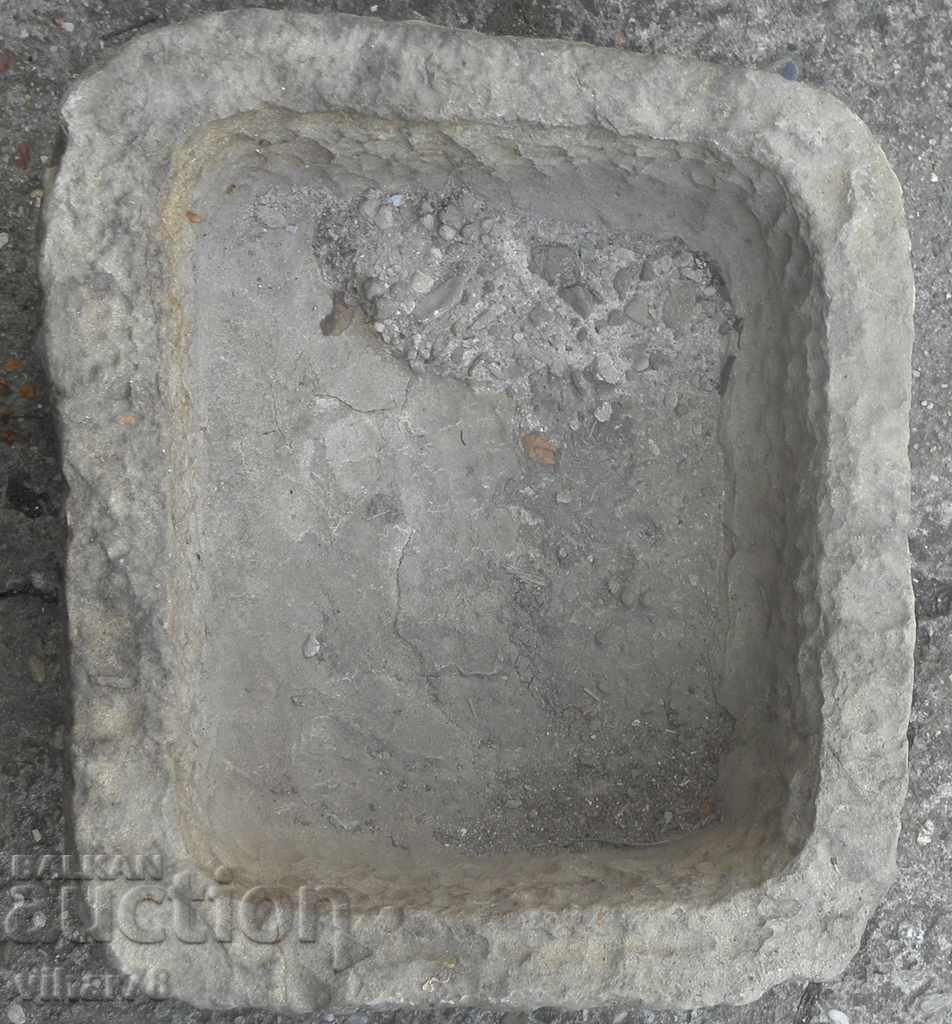 Delivery of Ancient stone trough - by personal delivery only Delivery of Ancient stone trough - by personal delivery only