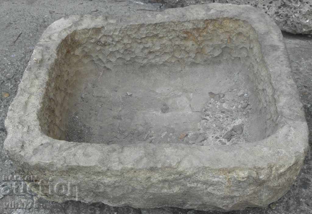 Jgheab de piatră antică - numai prin livrare personală