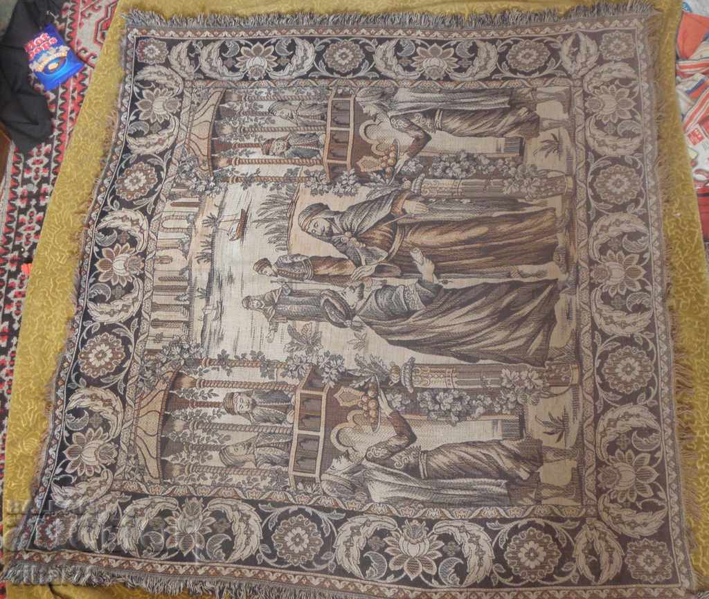 Licitație Covor vechi în spatele peretelui Licitație Covor vechi în spatele peretelui