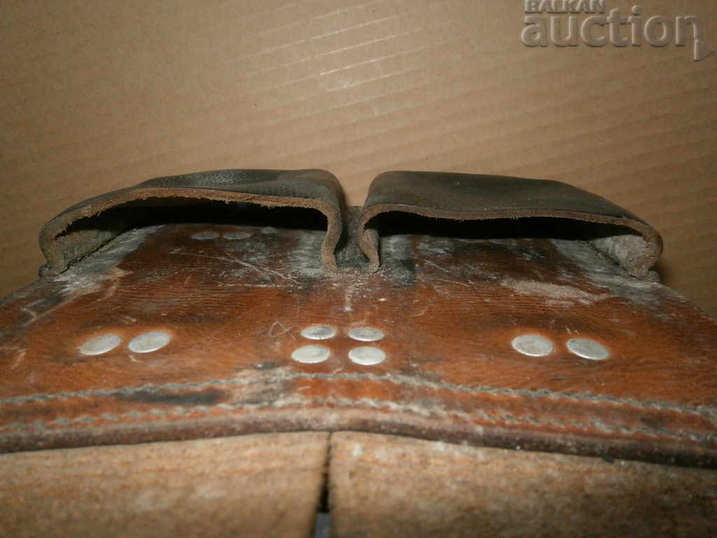 old leather strap WW2 WWII - 6 old leather strap WW2 WWII - 6