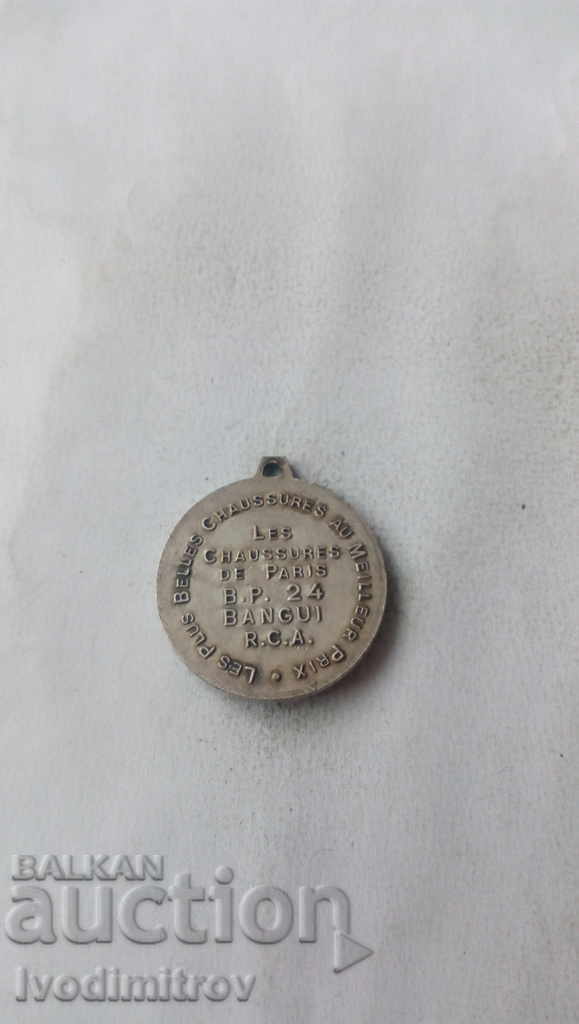 Medallion Les Chaussures de Paris with price 2.45 BGN | € 1.25 Medallion Les Chaussures de Paris with price 2.45 BGN | € 1.25