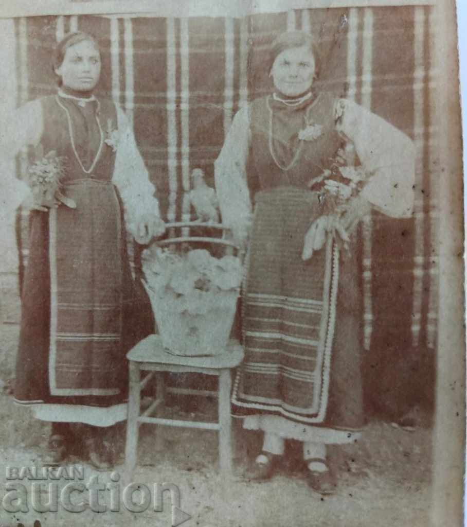 Auction  OLD PHOTO PHOTO SUKMAN WEAR APRON