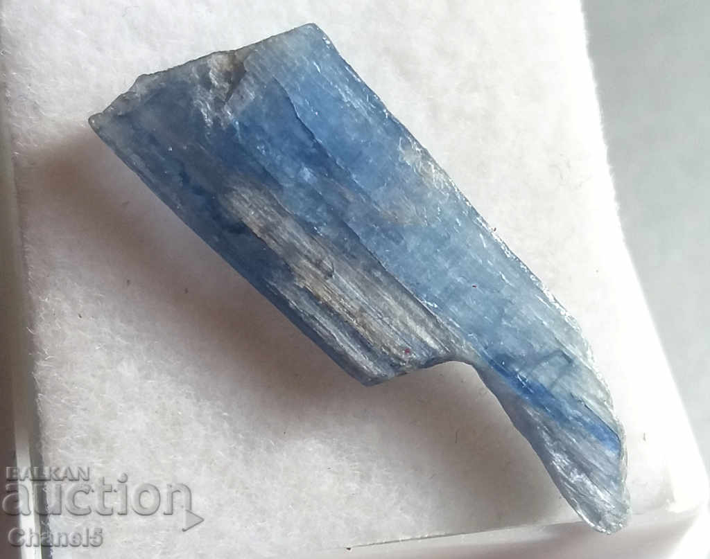 Auction NATURAL RAW KIANITE - 6.35 carats (442) Auction NATURAL RAW KIANITE - 6.35 carats (442)