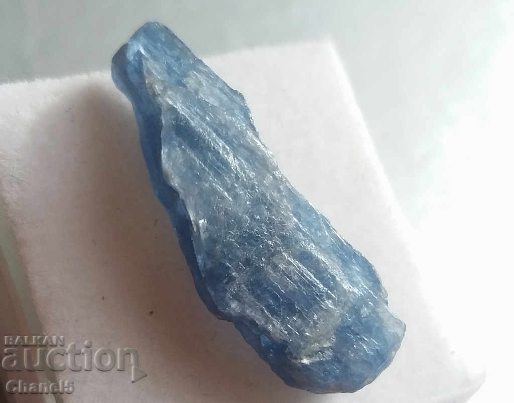 Auction NATURAL RAW KIANITE - 12.05 carats (444) Auction NATURAL RAW KIANITE - 12.05 carats (444)