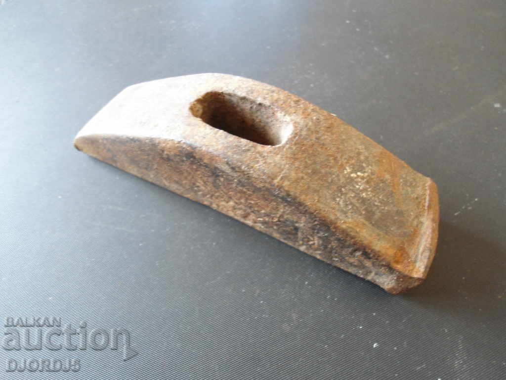 Auction Old specialized hammer Auction Old specialized hammer