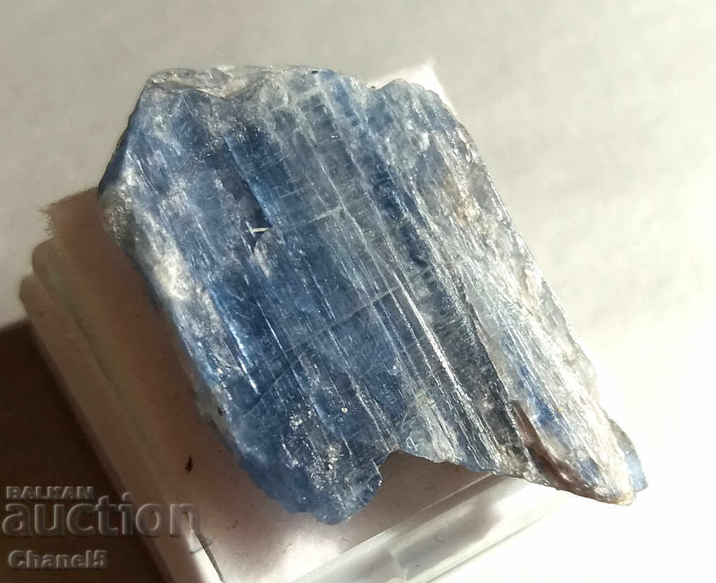 NATURAL RAW KIANITE - 37.80 carats (455) with price 19.00 BGN | € 9.71