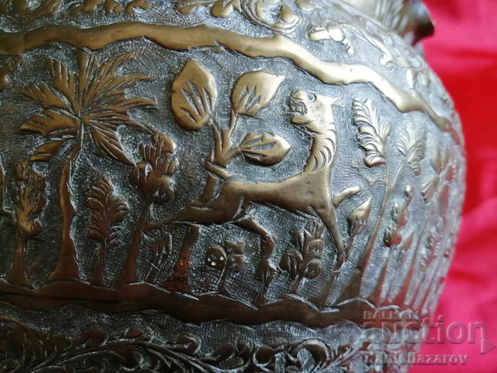 Old Bronze Persian Court with price 320.00 BGN | € 163.61