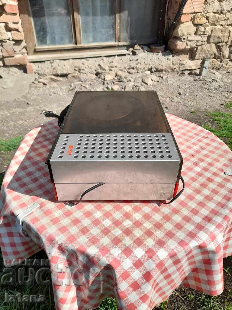 Unitra Fonica turntable with price 60.00 BGN | € 30.68 Unitra Fonica turntable with price 60.00 BGN | € 30.68