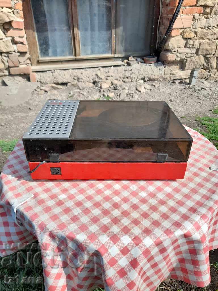 Auction Unitra Fonica turntable Auction Unitra Fonica turntable