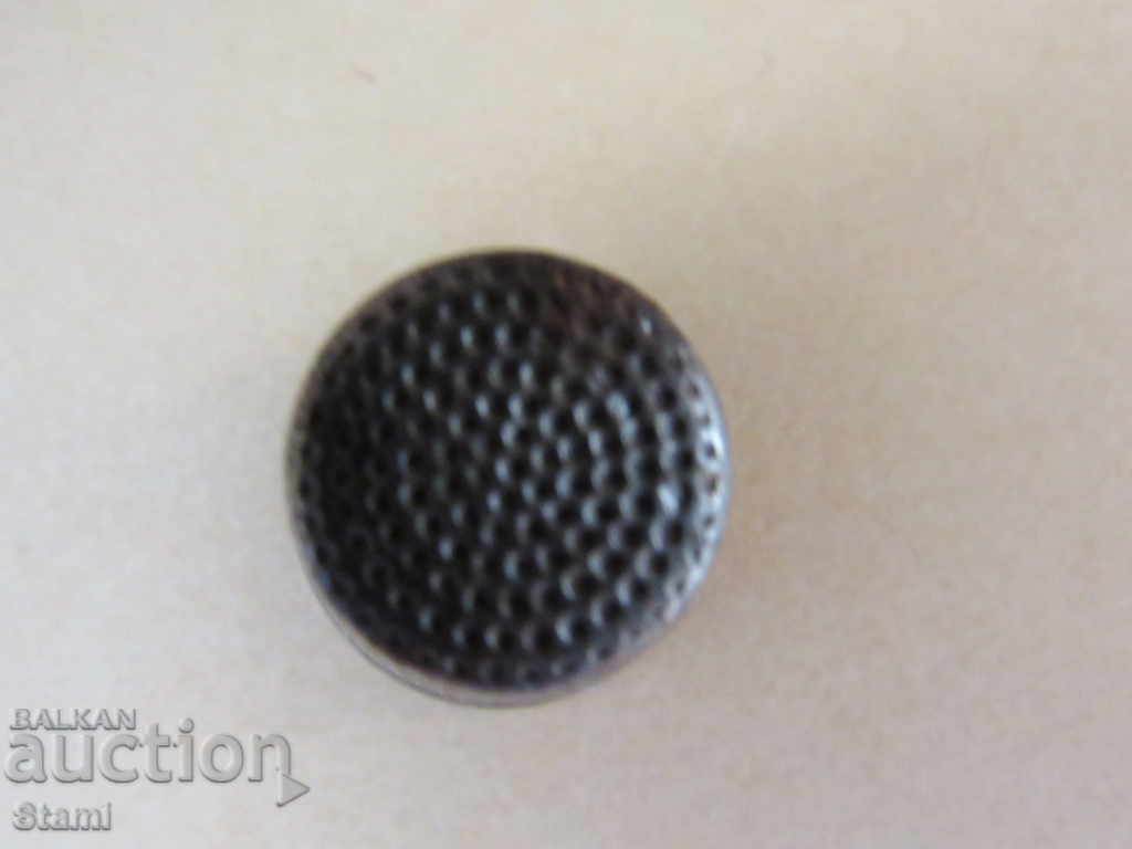 Delivery of Metal thimble from the 30s of the XX century Delivery of Metal thimble from the 30s of the XX century