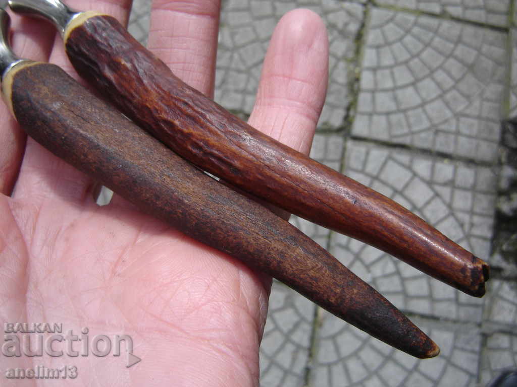 Delivery of OLD NUT CRUSHER WITH DEER HORN Delivery of OLD NUT CRUSHER WITH DEER HORN