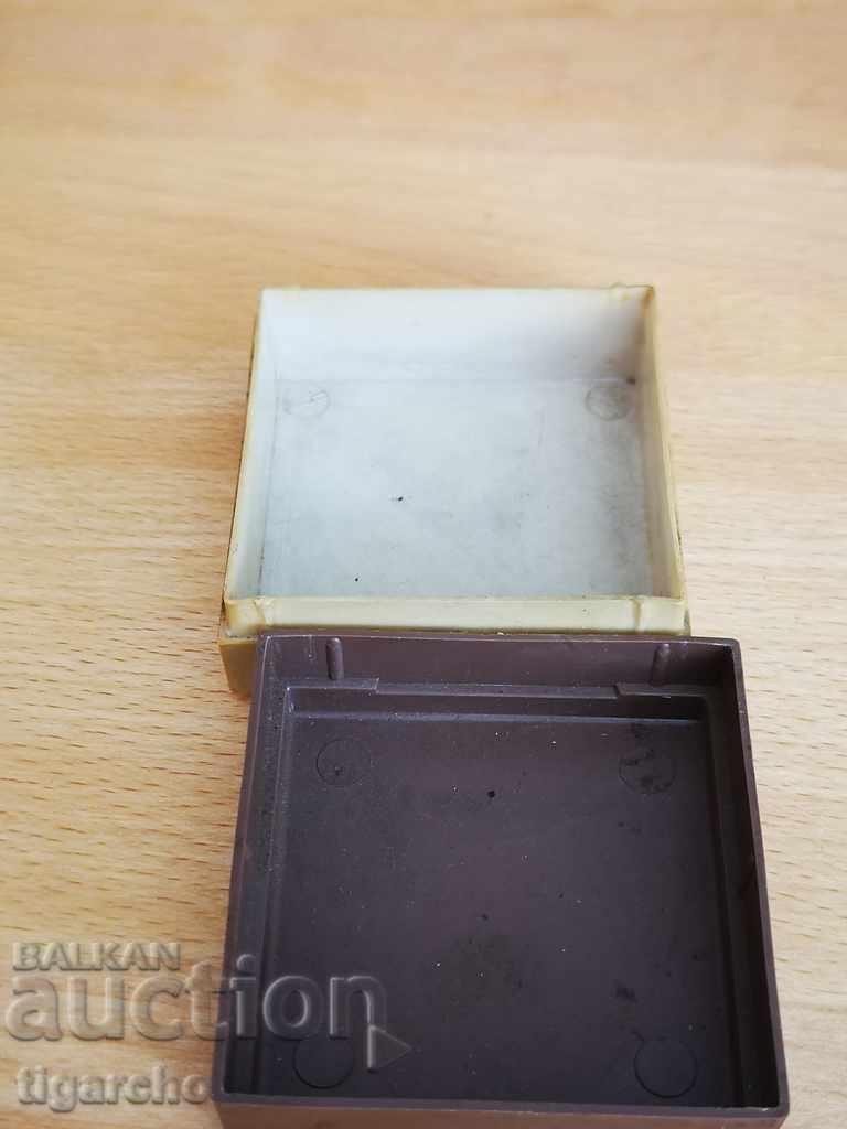 Delivery of Zarya clock box