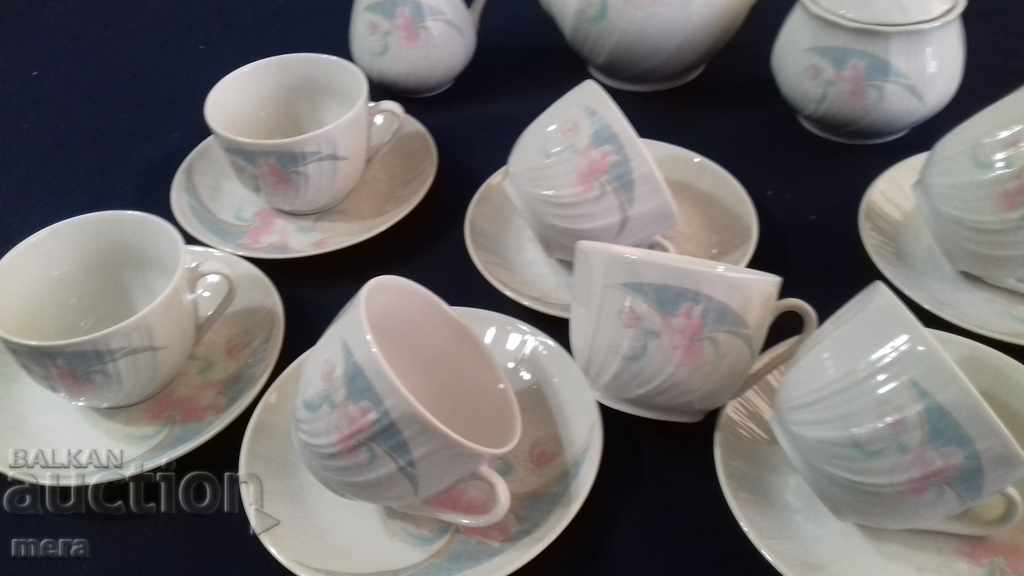 Delivery of Porcelain tea or coffee set - fine porcelain Delivery of Porcelain tea or coffee set - fine porcelain